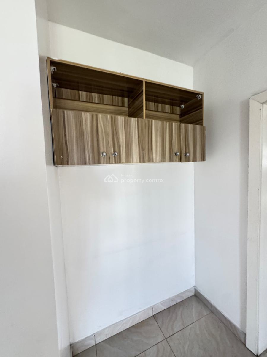 a Beautifully Finished, Luxury 2_ Bedroom Pent_floor_self Compound, Orchid Road Lekki, Lekki, Lagos, House for Rent
