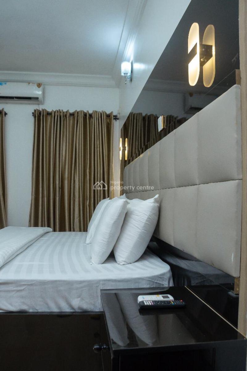 Luxury 3bedrooms Duplex with Great Amenities, Ayorosiji Crescent Ikeja Gra, Ikeja Gra, Ikeja, Lagos, Flat / Apartment Short Let