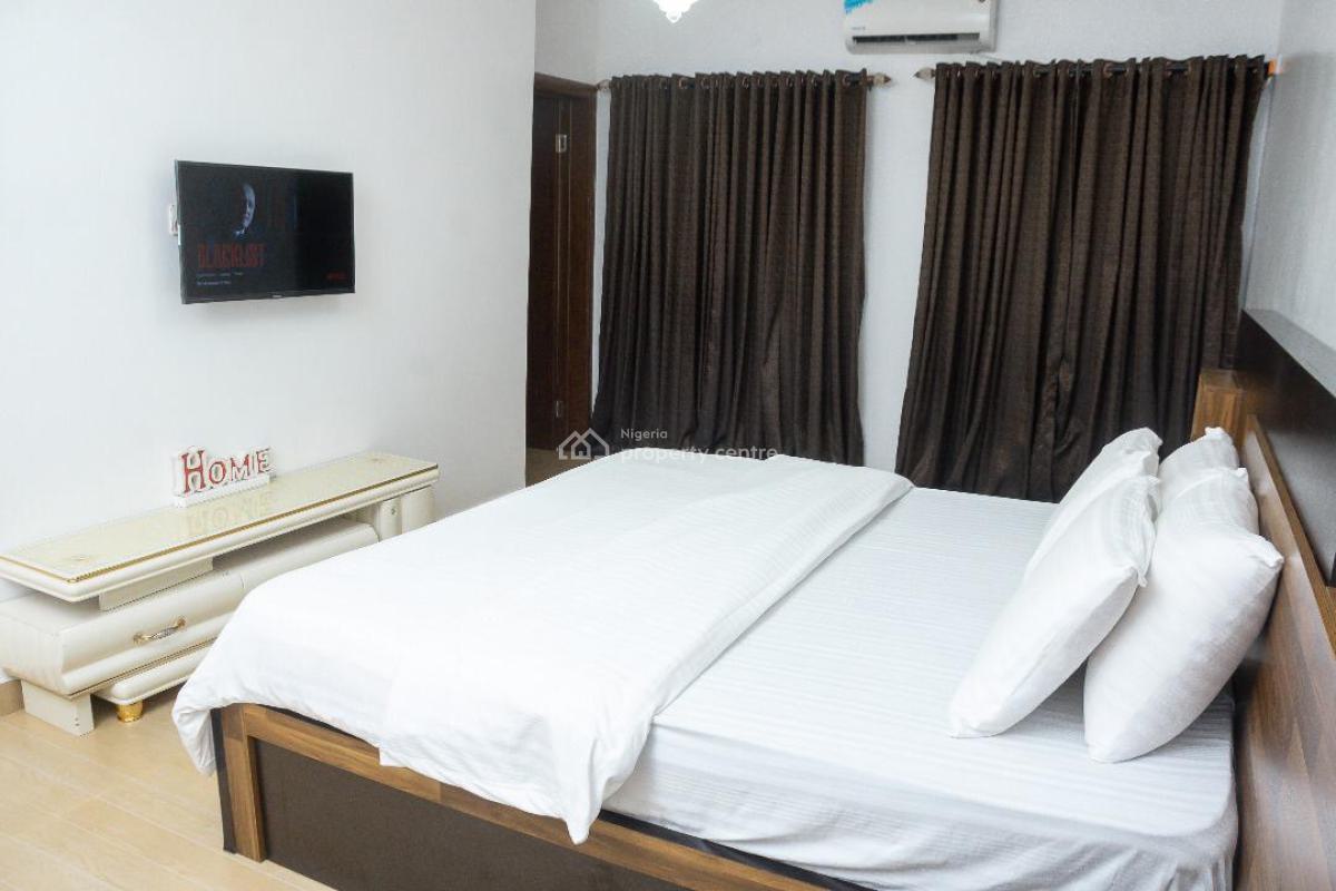 Luxury 3bedrooms Duplex with Great Amenities, Ayorosiji Crescent Ikeja Gra, Ikeja Gra, Ikeja, Lagos, Flat / Apartment Short Let