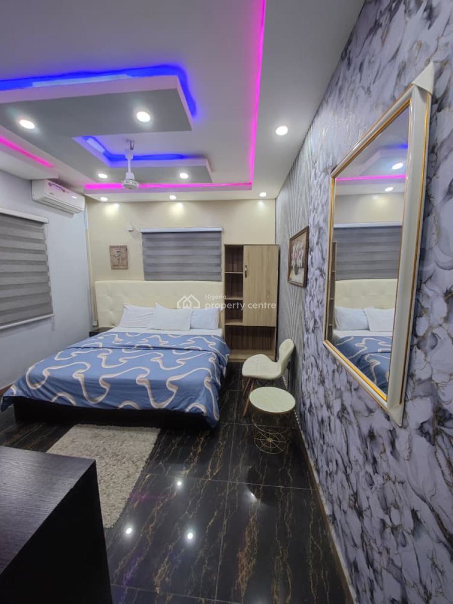 Luxury 1bedroom Apartment with Great Amenities, Emina Crescent Off Toyin Allen Ikeja, Allen, Ikeja, Lagos, Flat / Apartment Short Let