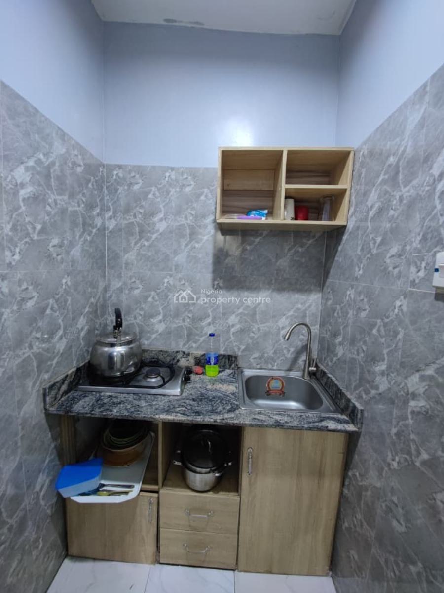 Luxury 1bedroom Apartment with Great Amenities, Emina Crescent Off Toyin Allen Ikeja, Allen, Ikeja, Lagos, Flat / Apartment Short Let
