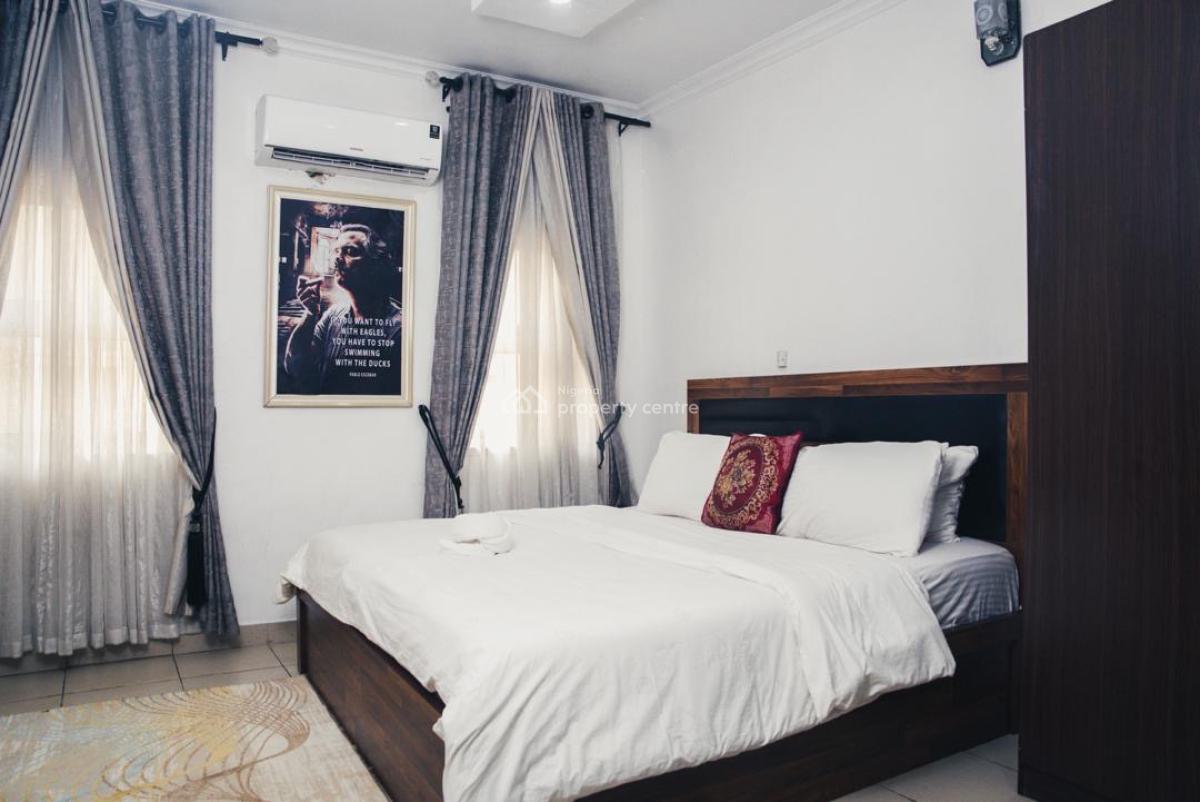 Luxury 3bedrooms Terrace Duplex with Gym,pool.snookers and Other Great, Obadosunmu Street Ikeja Gra, Ikeja Gra, Ikeja, Lagos, Flat / Apartment Short Let