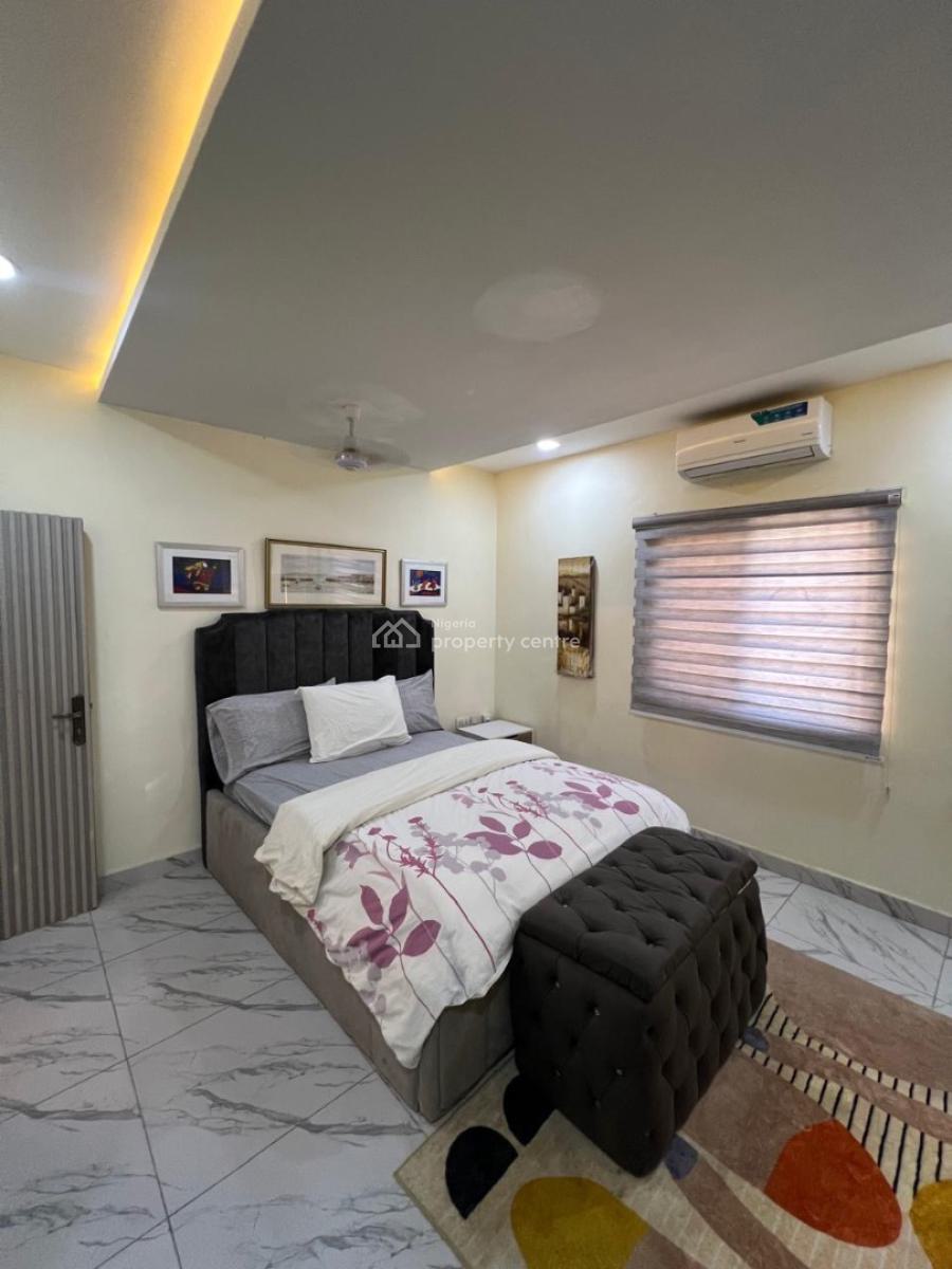 Luxury 2bedrooms Apartments with Great Amenities, Emina Crescent Off Toyin Allen Ikeja, Allen, Ikeja, Lagos, Flat / Apartment Short Let