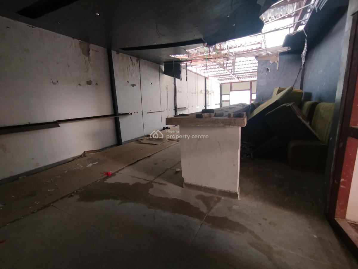 Very Spacious Open Space Shop on a Major Road, Fola Oshibo Street, Lekki Phase 1, Lekki, Lagos, Shop for Rent