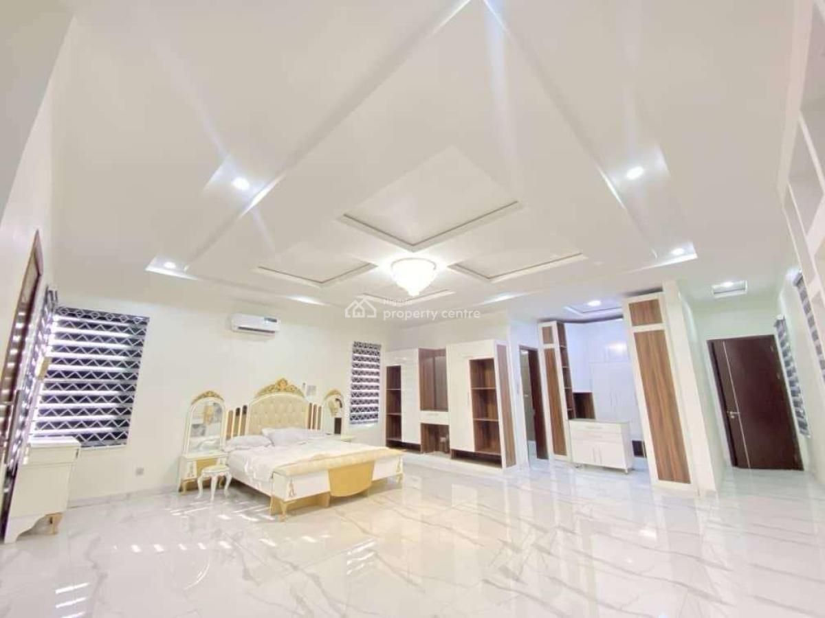 Well Maintained 5 Bedroom Fully Detached House with Self Contain Bq, Estate Off Chevron Drive, Lekki, Lagos, Detached Duplex for Rent