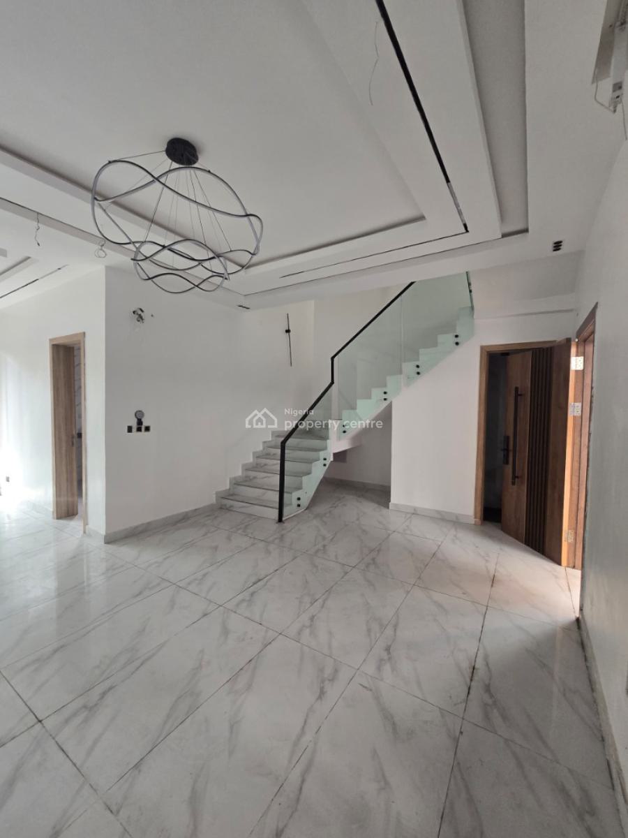 Exquisitely Modern Designed Serviced 4 Bedroom Terrace with a Room Bq, Lekki Phase 1, Lekki, Lagos, Terraced Duplex for Sale