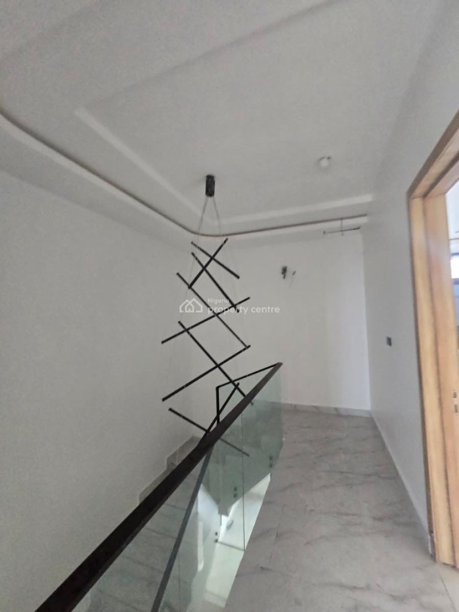 Exquisitely Modern Designed Serviced 4 Bedroom Terrace with a Room Bq, Lekki Phase 1, Lekki, Lagos, Terraced Duplex for Sale
