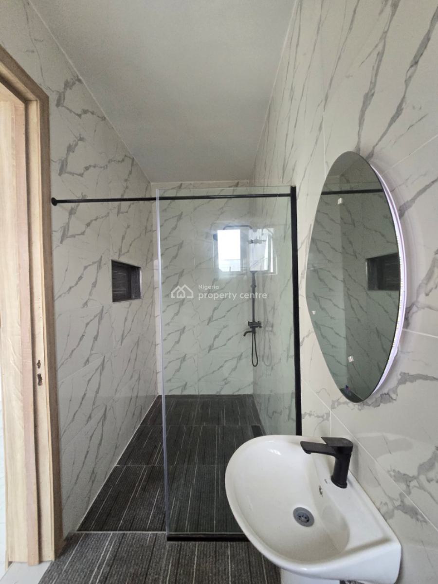 Exquisitely Modern Designed Serviced 4 Bedroom Terrace with a Room Bq, Lekki Phase 1, Lekki, Lagos, Terraced Duplex for Sale