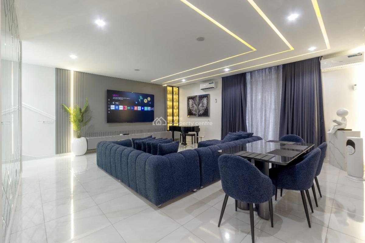 Private 3-bedroom Triplex, Gbangbala Road, Ikate, Lekki, Lagos, House Short Let