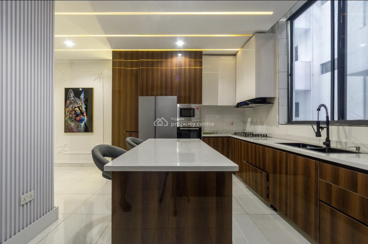 Private 3-bedroom Triplex, Gbangbala Road, Ikate, Lekki, Lagos, House Short Let