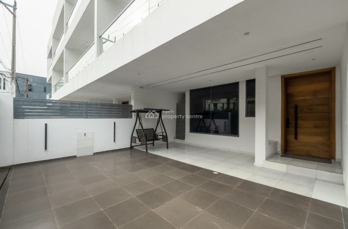 Private 3-bedroom Triplex, Gbangbala Road, Ikate, Lekki, Lagos, House Short Let