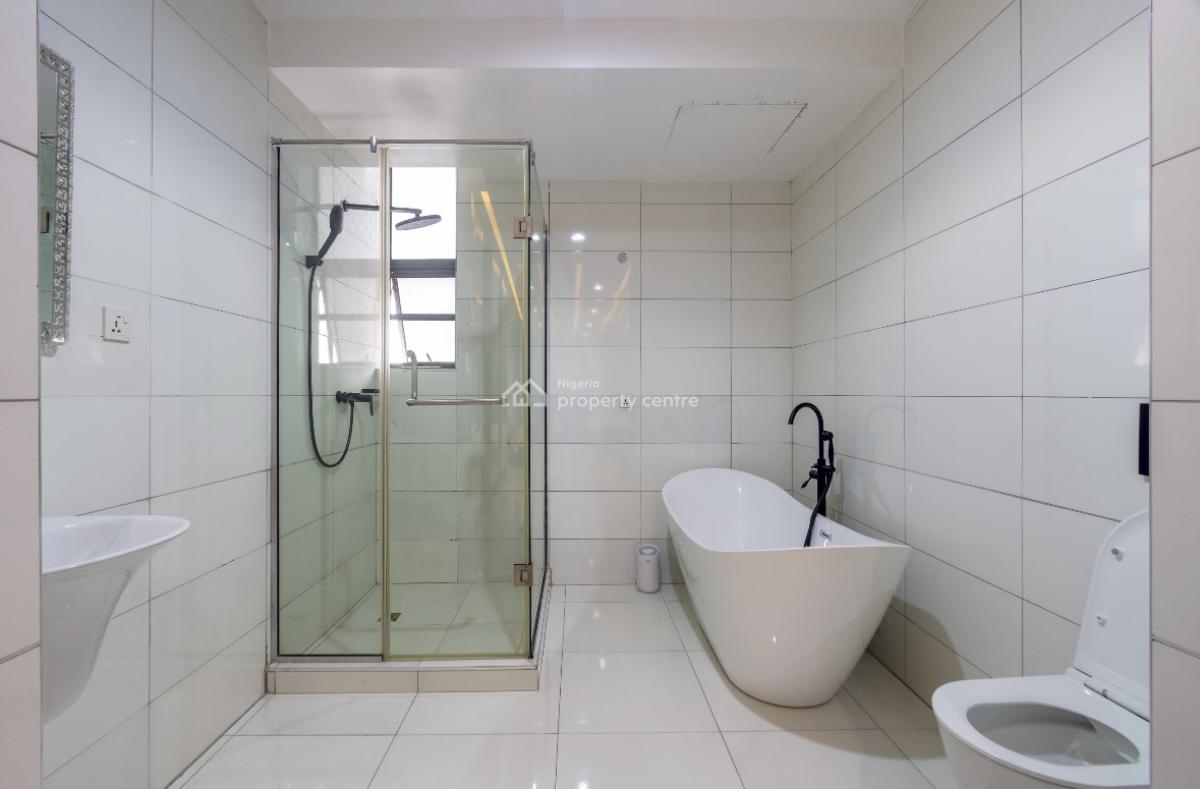 Private 3-bedroom Triplex, Gbangbala Road, Ikate, Lekki, Lagos, House Short Let