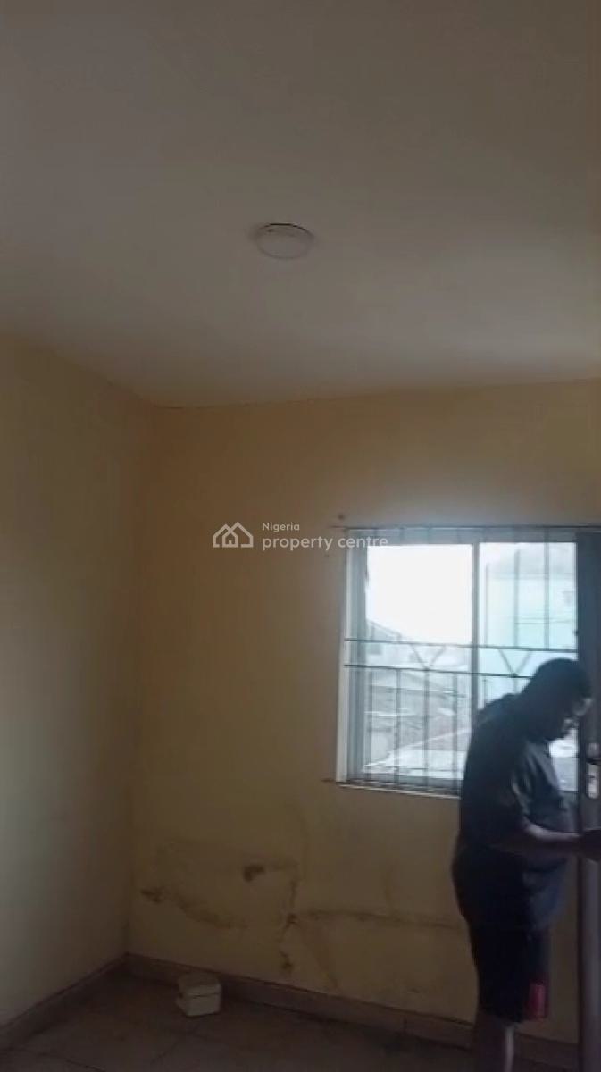 Lovely Miniflat Upstairs @ Bariga, Bariga, Shomolu, Lagos, Mini Flat (room and Parlour) for Rent