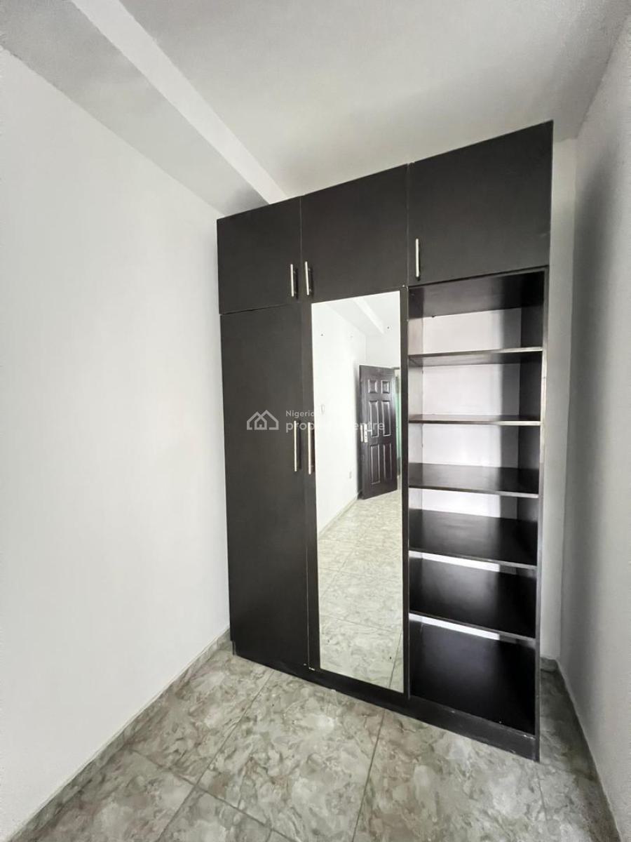 Stunning 3 Bedroom Apartment with Bq, Lekki Phase 1, Lekki, Lagos, Flat / Apartment for Sale