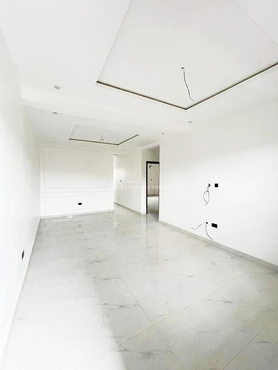 Spacious 2 Bedroom Apartment, Igbo Efon, Lekki, Lagos, Flat / Apartment for Rent