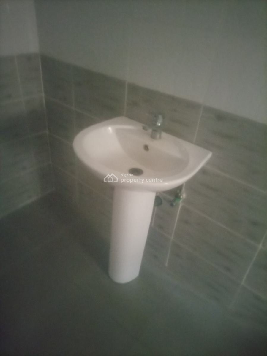 Three(3) Bedrooms Terrace Duplex with a Lounge @river Park, Cluster 3, River Park Estate Airport Road Abuja, Lugbe District, Abuja, Terraced Duplex for Rent