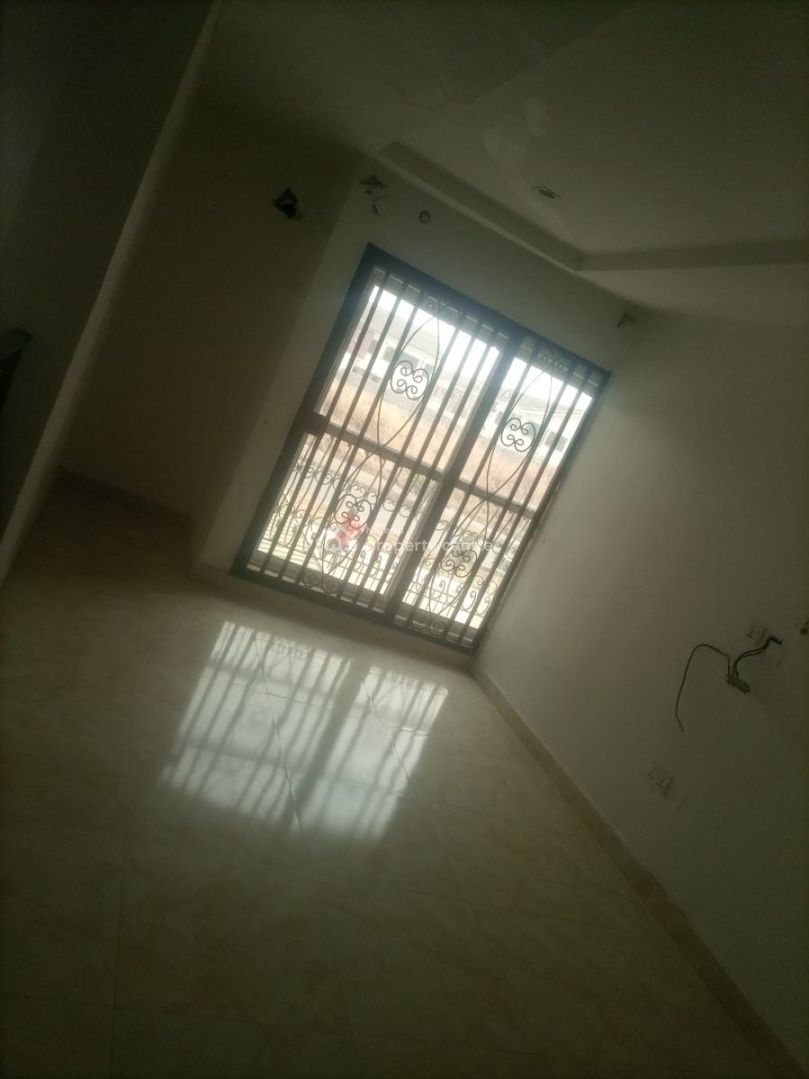 Three(3) Bedrooms Terrace Duplex with a Lounge @river Park, Cluster 3, River Park Estate Airport Road Abuja, Lugbe District, Abuja, Terraced Duplex for Rent