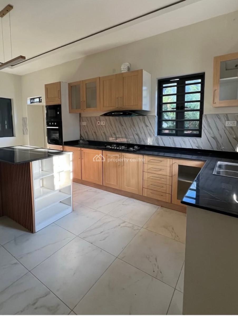 5bedrooms Detached Duplex with Rooftop Terrace, Bq Available, Ikota Estate, Lekki, Lagos, Detached Duplex for Rent