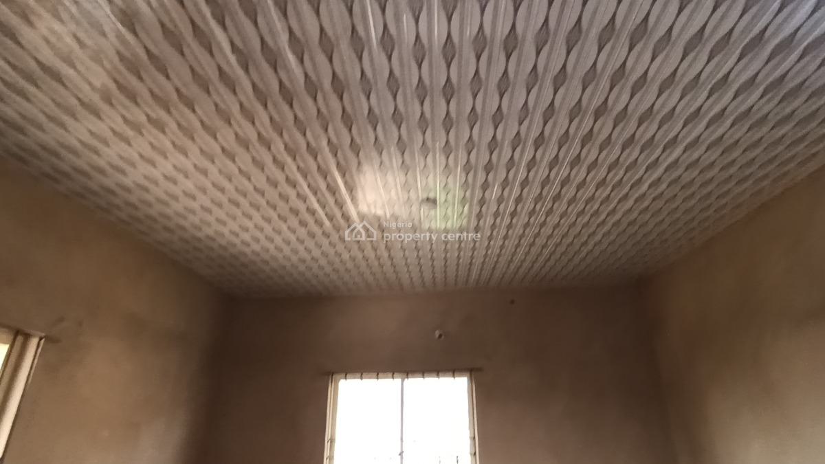 Spacious Room and Parlour Self Contained All Tiles Floor Prepaid Meter, Itele Close to Ayobo Lagos, Ado-odo/ota, Ogun, Mini Flat (room and Parlour) for Rent