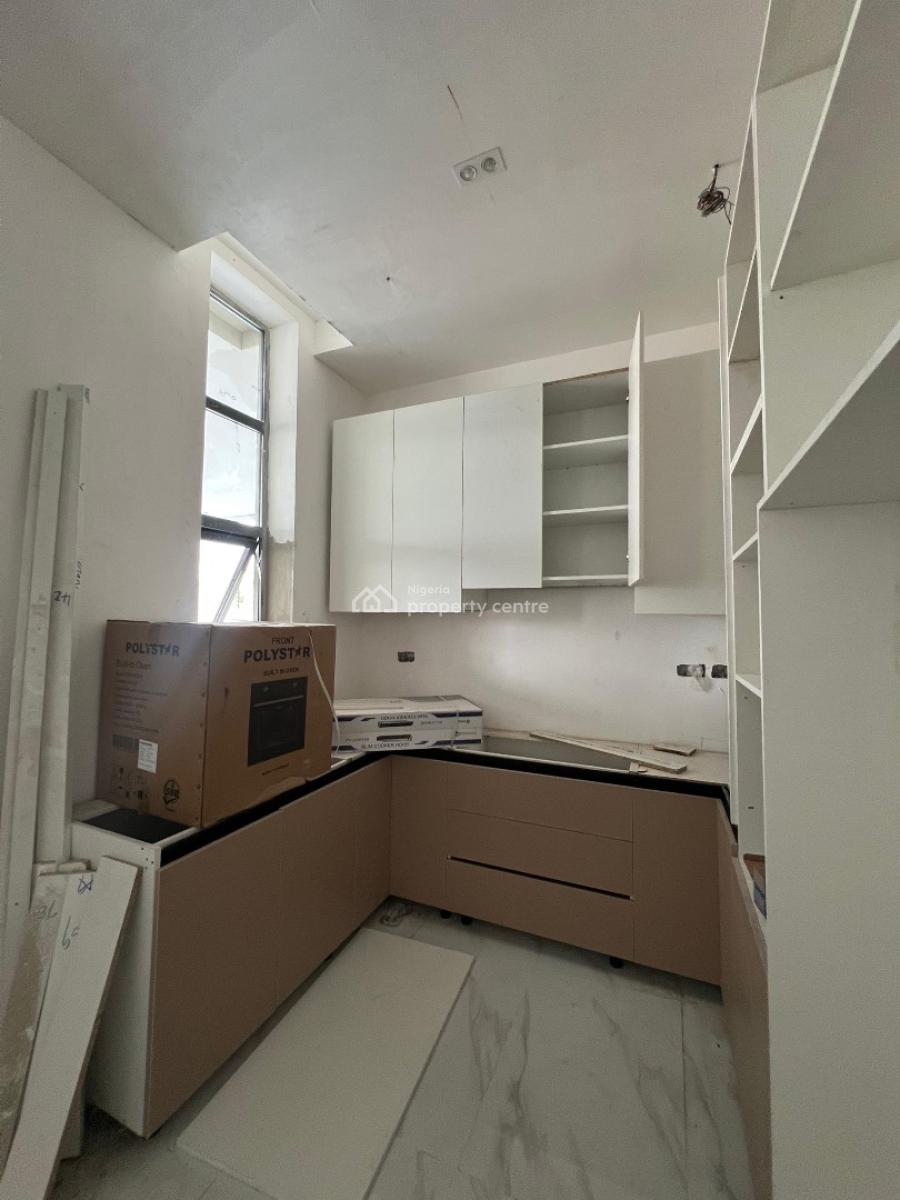 1 Bedroom Apartment, Lekki Phase 1, Lekki, Lagos, Flat / Apartment for Sale