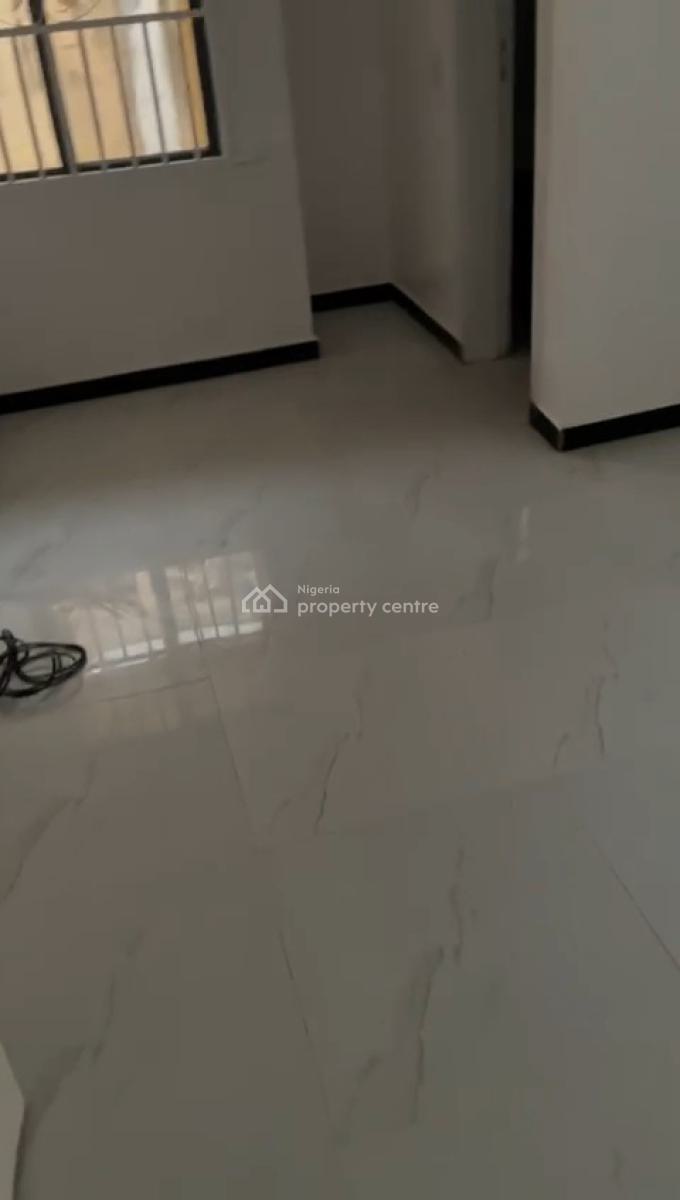 Self Serviced Commercial 2 Bedroom Bungalow with Spacious Parking, Hakeem Dickson Road Off Lekki Epe Expressway, Lekki Phase 1, Lekki, Lagos, Commercial Property for Rent