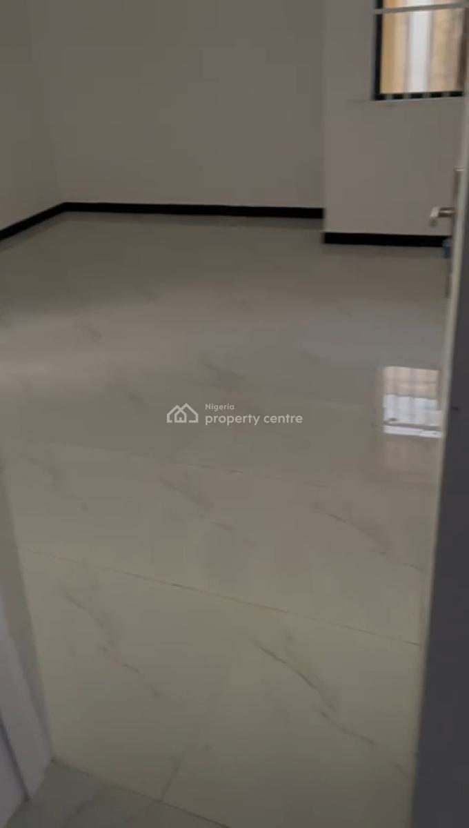 Self Serviced Commercial 2 Bedroom Bungalow with Spacious Parking, Hakeem Dickson Road Off Lekki Epe Expressway, Lekki Phase 1, Lekki, Lagos, Commercial Property for Rent