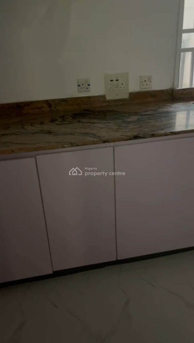 Self Serviced Commercial 2 Bedroom Bungalow with Spacious Parking, Hakeem Dickson Road Off Lekki Epe Expressway, Lekki Phase 1, Lekki, Lagos, Commercial Property for Rent