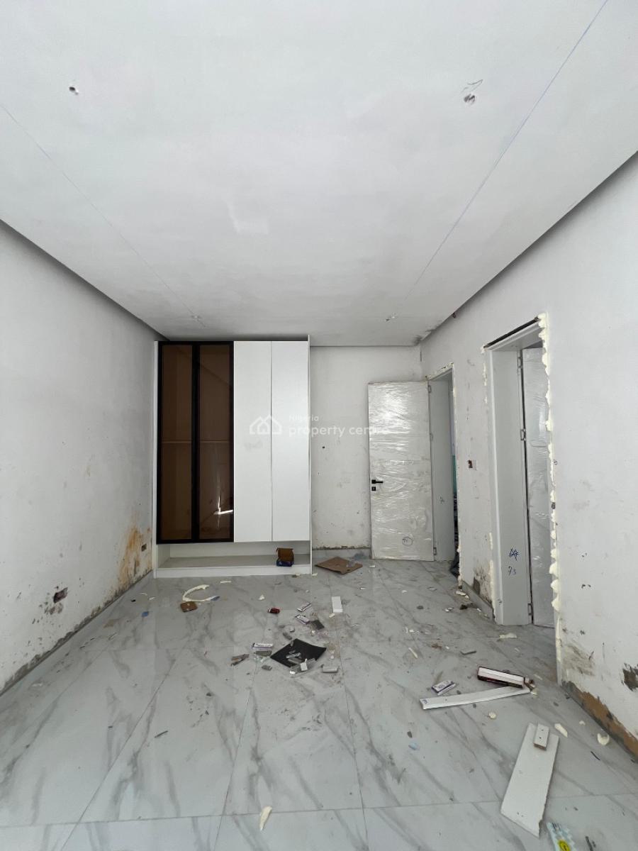 2 Bedroom Apartment, Lekki Phase 1, Lekki, Lagos, Flat / Apartment for Sale