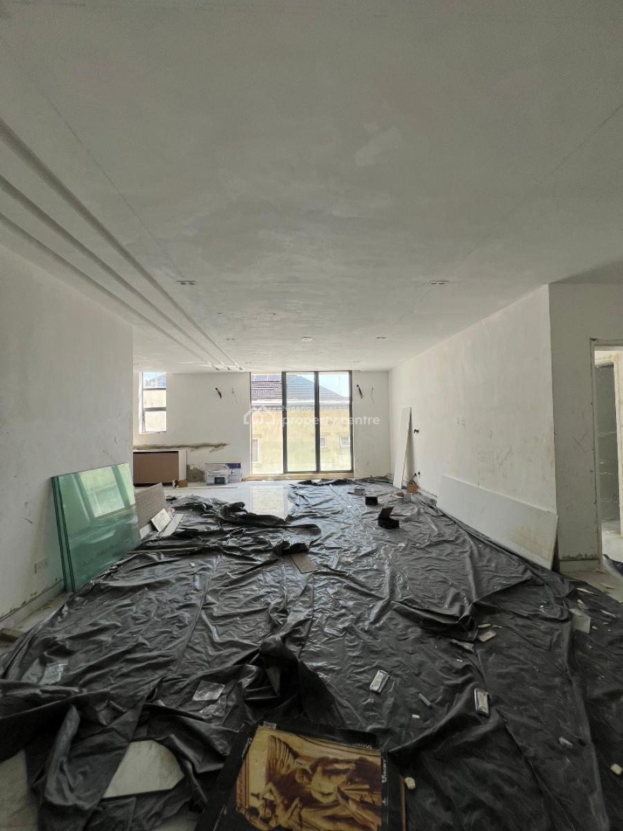 2 Bedroom Apartment, Lekki Phase 1, Lekki, Lagos, Flat / Apartment for Sale