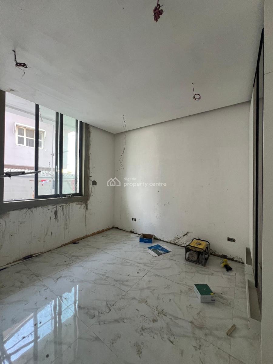2 Bedroom Apartment, Lekki Phase 1, Lekki, Lagos, Flat / Apartment for Sale