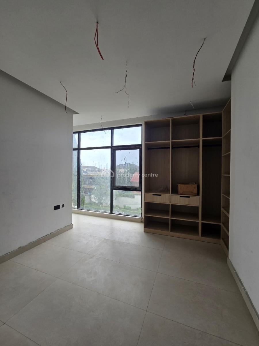 The Perfect Luxury Apartment with a Rooftop Swimming Pool, Elevator,bq, Exquisitely Excellently Finished Home Within a Prime Location, Lekki Phase 1, Lekki, Lagos, Flat / Apartment for Sale