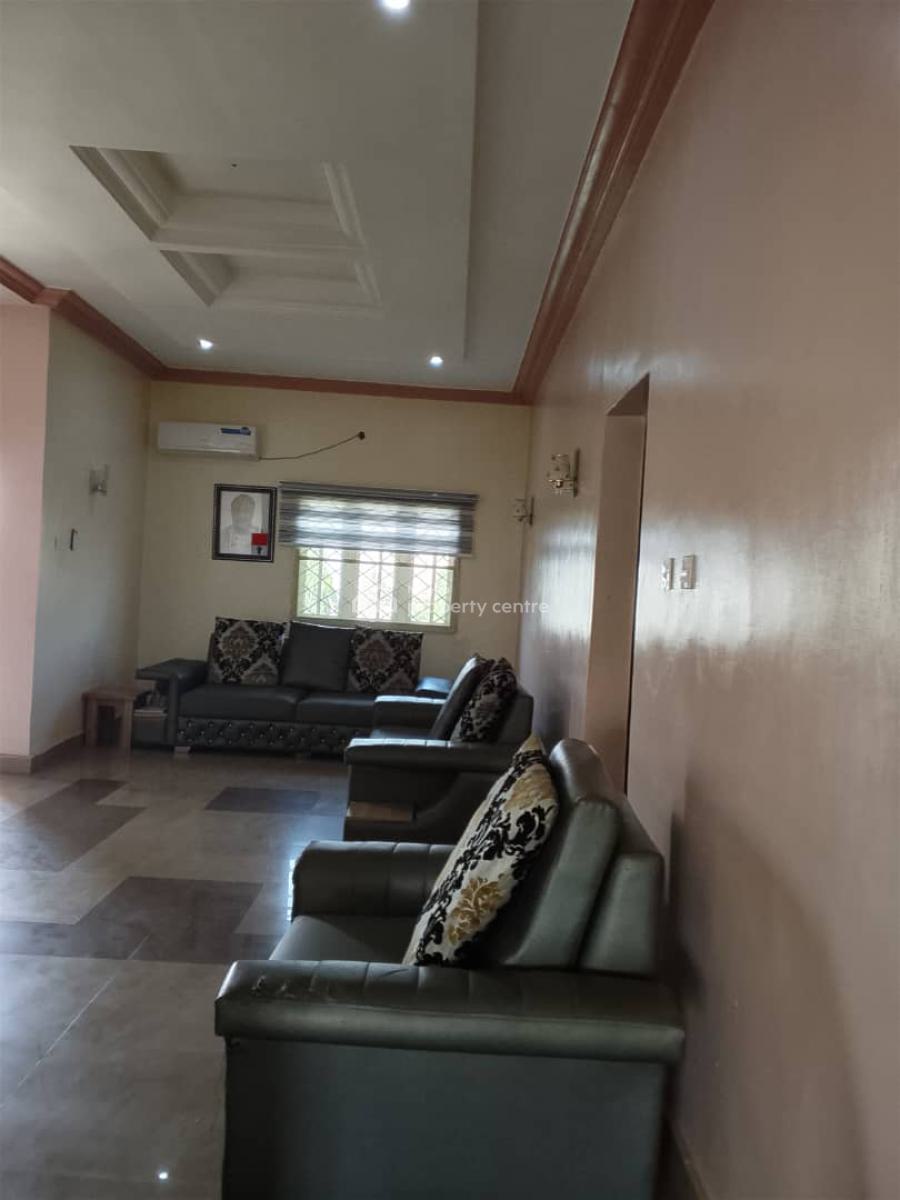 Distress, Five(5) Bedrooms Duplex with Two(2) Sitting Rooms, Behind Amac Market Lugbe Fha District Abuja, Lugbe District, Abuja, Detached Duplex for Sale