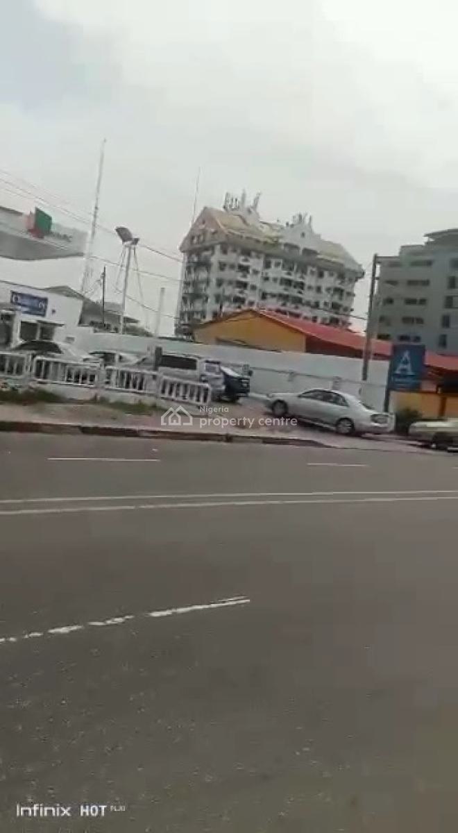 Fuel Station with Products High Demand, Falomo Ikoyi, Ikoyi, Lagos, Filling Station for Sale