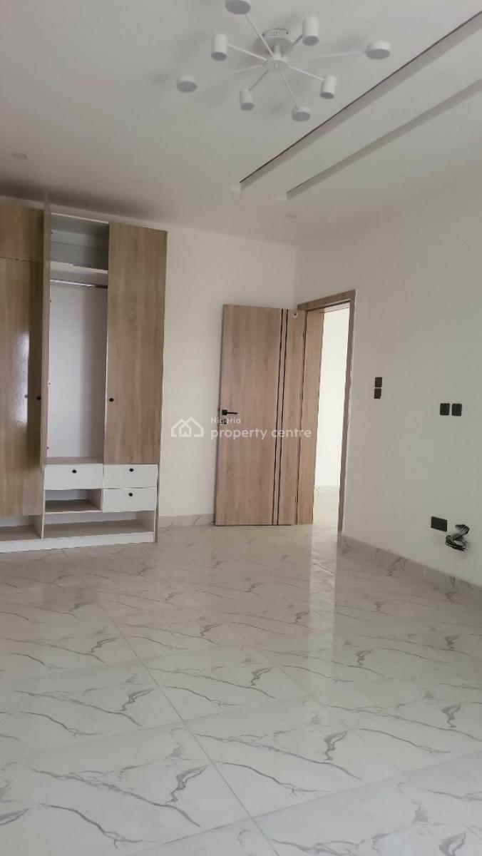 1 Bedroom Apartment  with Solar, Sangotedo, Ajah, Lagos, Terraced Duplex for Sale