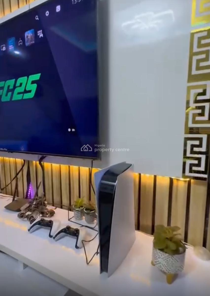 Exquisite 2 Bedroom Apartment, Oral Estate,abiola Apooyin Road Lekki, Ikota, Lekki, Lagos, Flat / Apartment Short Let