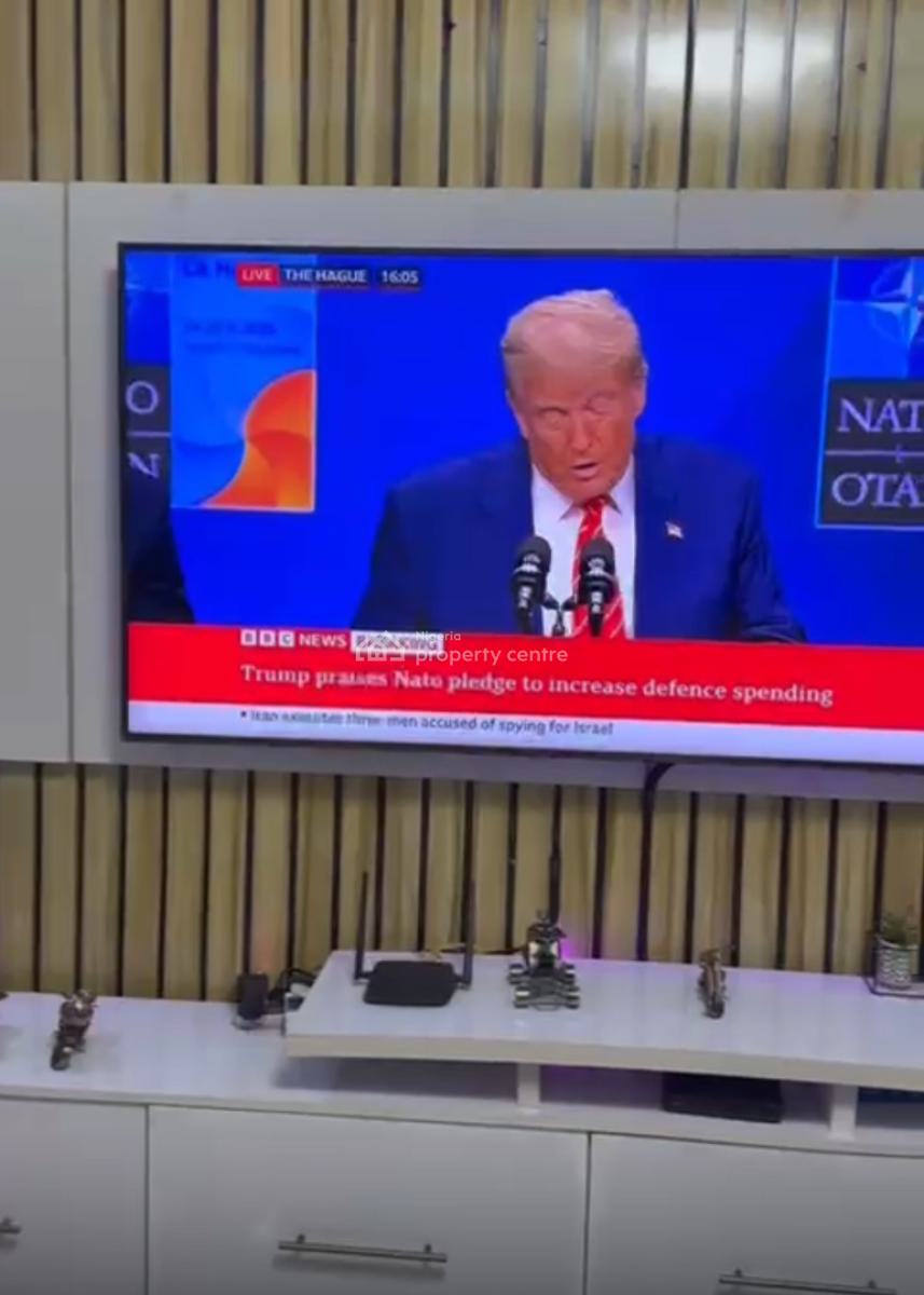 Exquisite 2 Bedroom Apartment, Oral Estate,abiola Apooyin Road Lekki, Ikota, Lekki, Lagos, Flat / Apartment Short Let