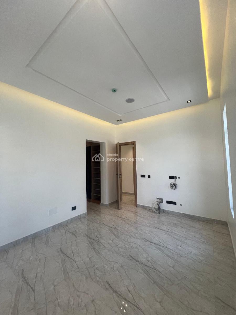 4 Bedroom Terrace Duplex +bq, Lekki Phase 1, Lekki, Lagos, Flat / Apartment for Sale