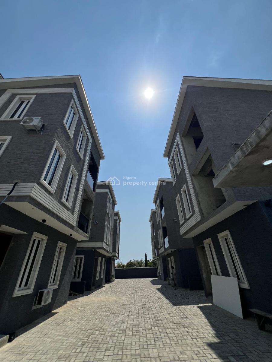 4 Bedroom Fully Detached Duplex + Detached Bq, Lekki Phase 1, Lekki, Lagos, Flat / Apartment for Sale