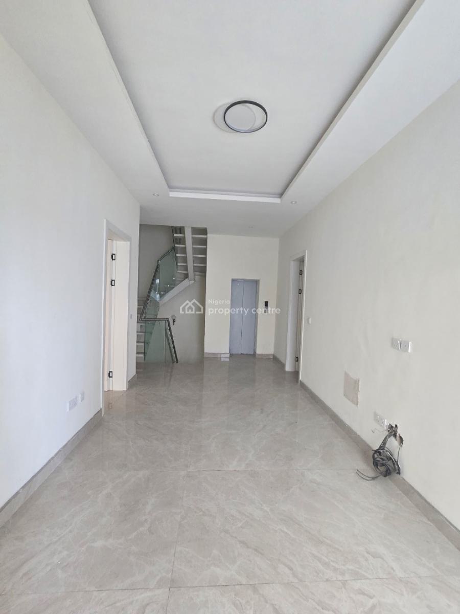 5 Bedroom Semi Detached Duplex + Bq, Banana Island, Ikoyi, Lagos, Flat / Apartment for Sale