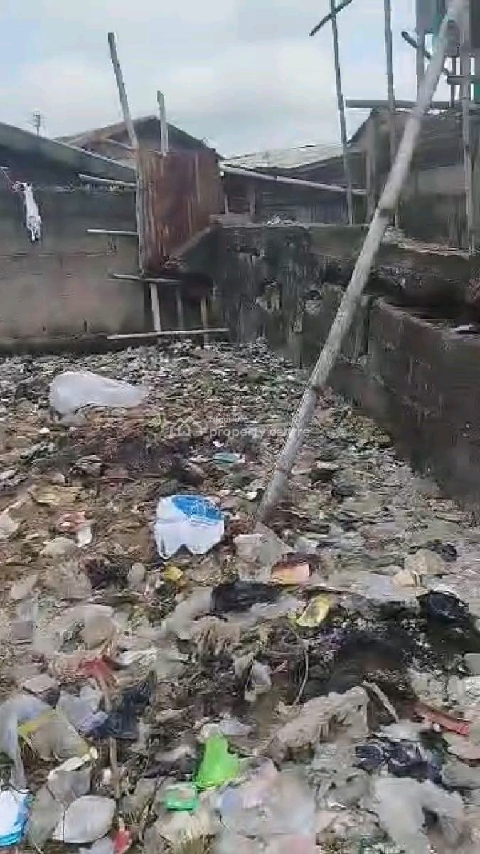 308 Square Meter Land, Makoko, Yaba, Lagos, Mixed-use Land for Sale