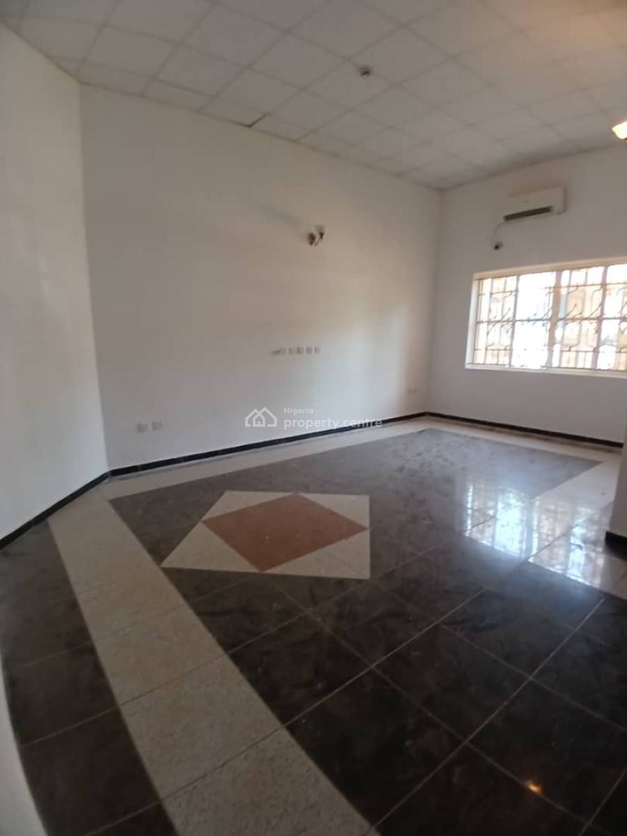 Serviced 3 Bedroom Apartment with a Bq, Maitama District, Abuja, Flat / Apartment for Rent