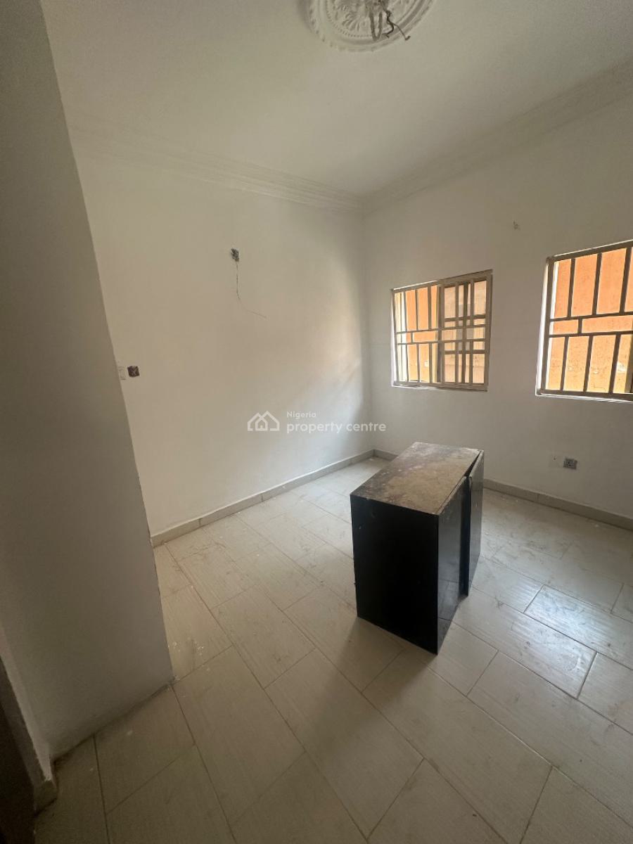 a Standard One Bedroom Apartment in a Good Location, 3rd Avenue Gwarinpa, Gwarinpa, Abuja, Mini Flat (room and Parlour) for Rent