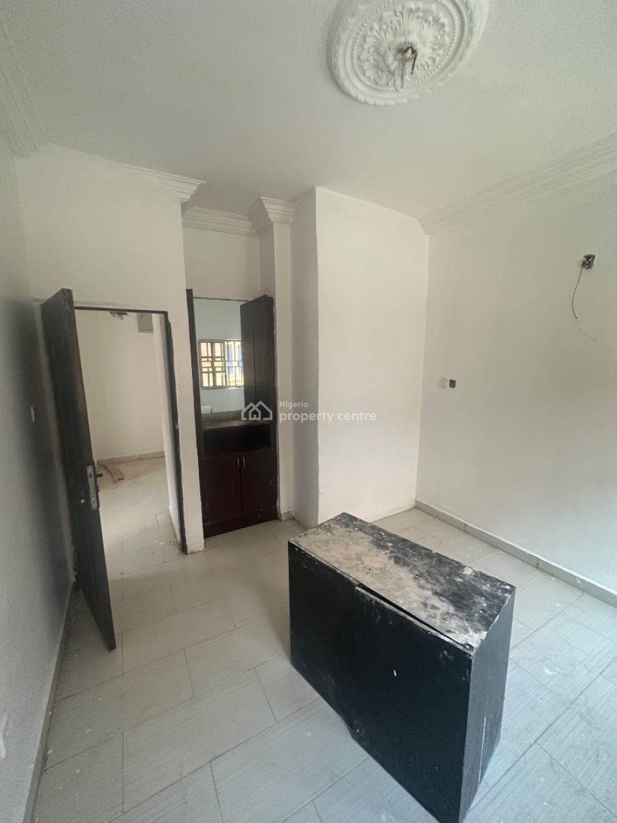 a Standard One Bedroom Apartment in a Good Location, 3rd Avenue Gwarinpa, Gwarinpa, Abuja, Mini Flat (room and Parlour) for Rent