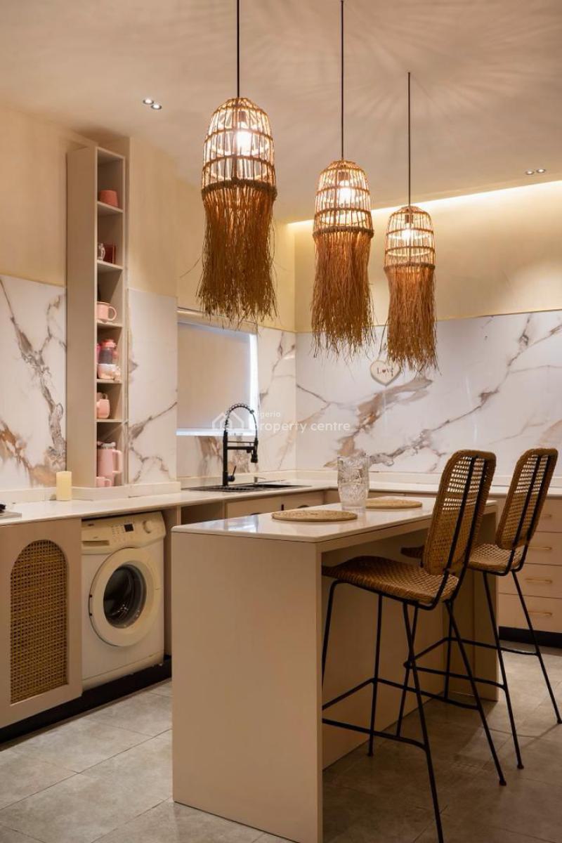 Brand New 3 Bedroom Penthouse, Lekki Phase 1, Lekki, Lagos, Flat / Apartment Short Let