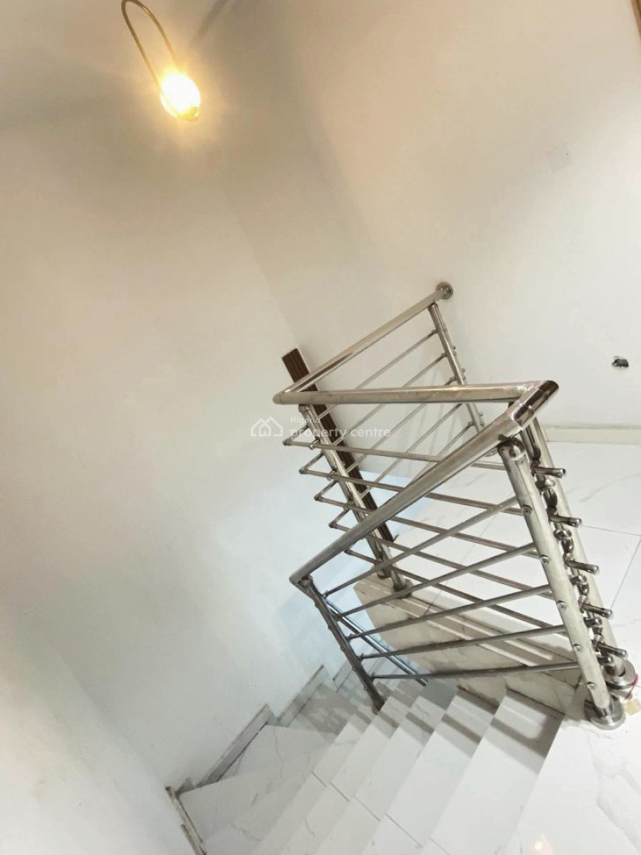 4 Bedroom Semi Detached Duplex, Gold Town Estate, Rumuodomaya, Port Harcourt, Rivers, Semi-detached Duplex for Sale