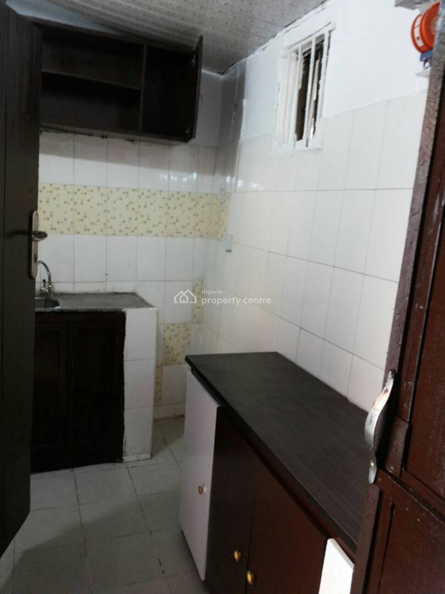 a Standard Room Self Contained Apartment, Osapa, Lekki, Lagos, Self Contain (single Rooms) for Rent