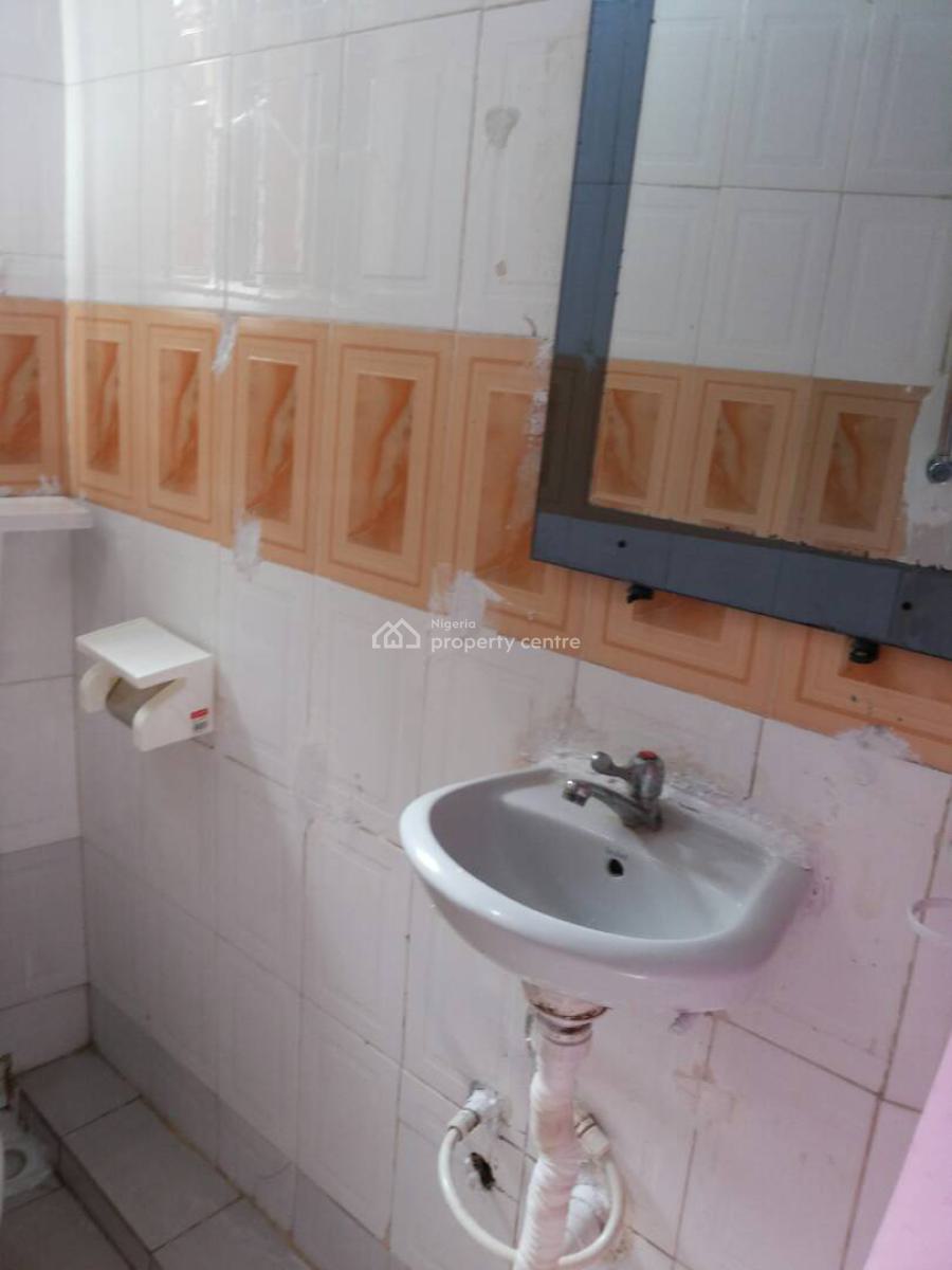 a Standard Room Self Contained Apartment, Osapa, Lekki, Lagos, Self Contain (single Rooms) for Rent