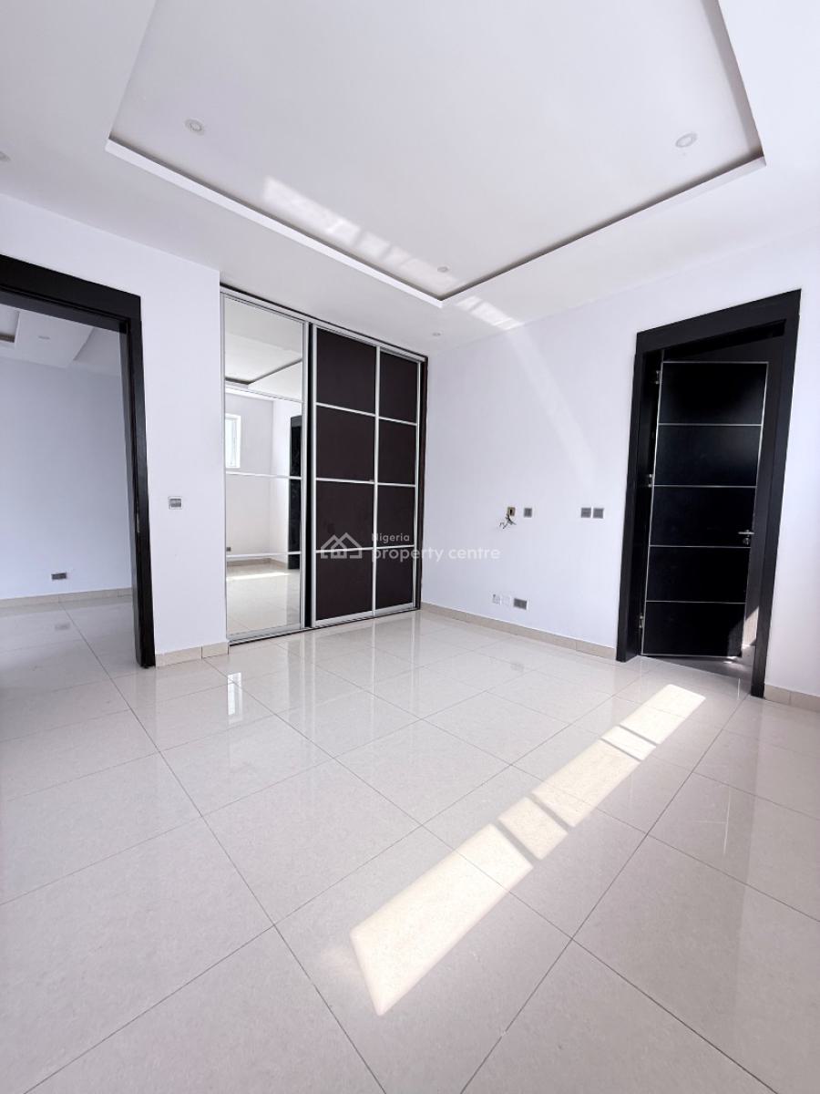 5-bedroom Semi-detached Duplex with Bq, Osapa, Lekki, Lagos, Semi-detached Duplex for Sale