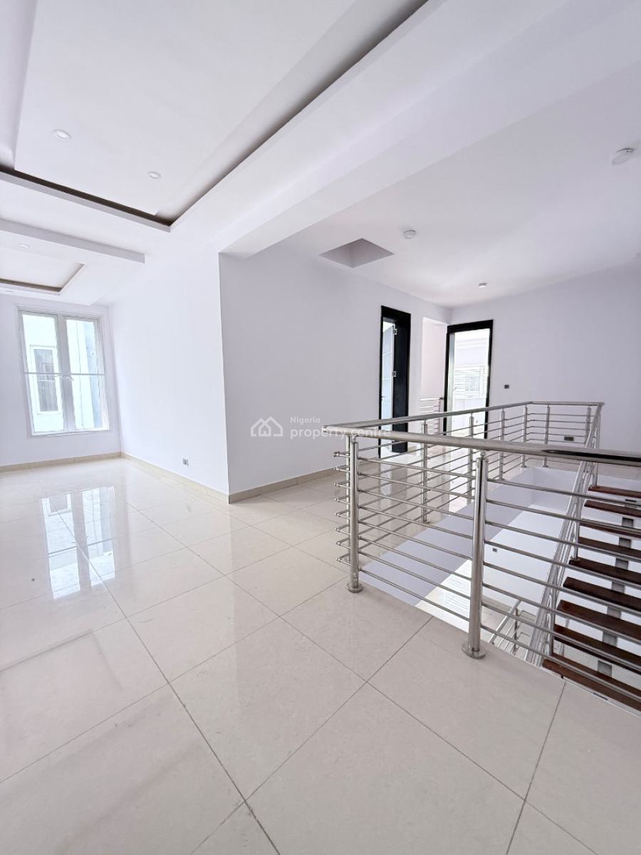 5-bedroom Semi-detached Duplex with Bq, Osapa, Lekki, Lagos, Semi-detached Duplex for Sale