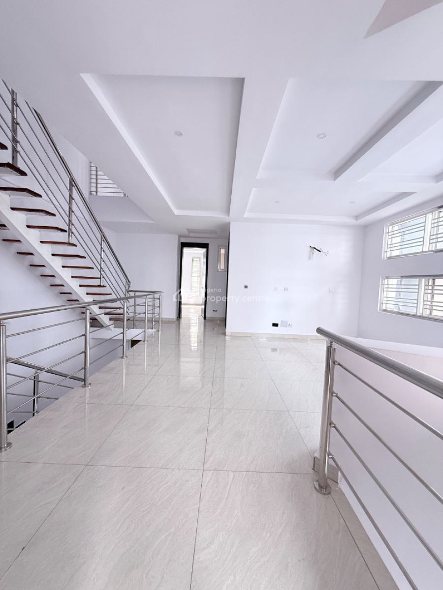 5-bedroom Semi-detached Duplex with Bq, Osapa, Lekki, Lagos, Semi-detached Duplex for Sale